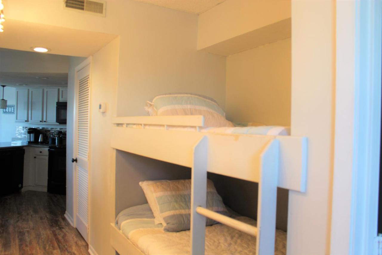 Oceanfront, 1BR, 2BA Condo, St. Regis #1214, Topsail, NC North Topsail Beach Eksteriør billede