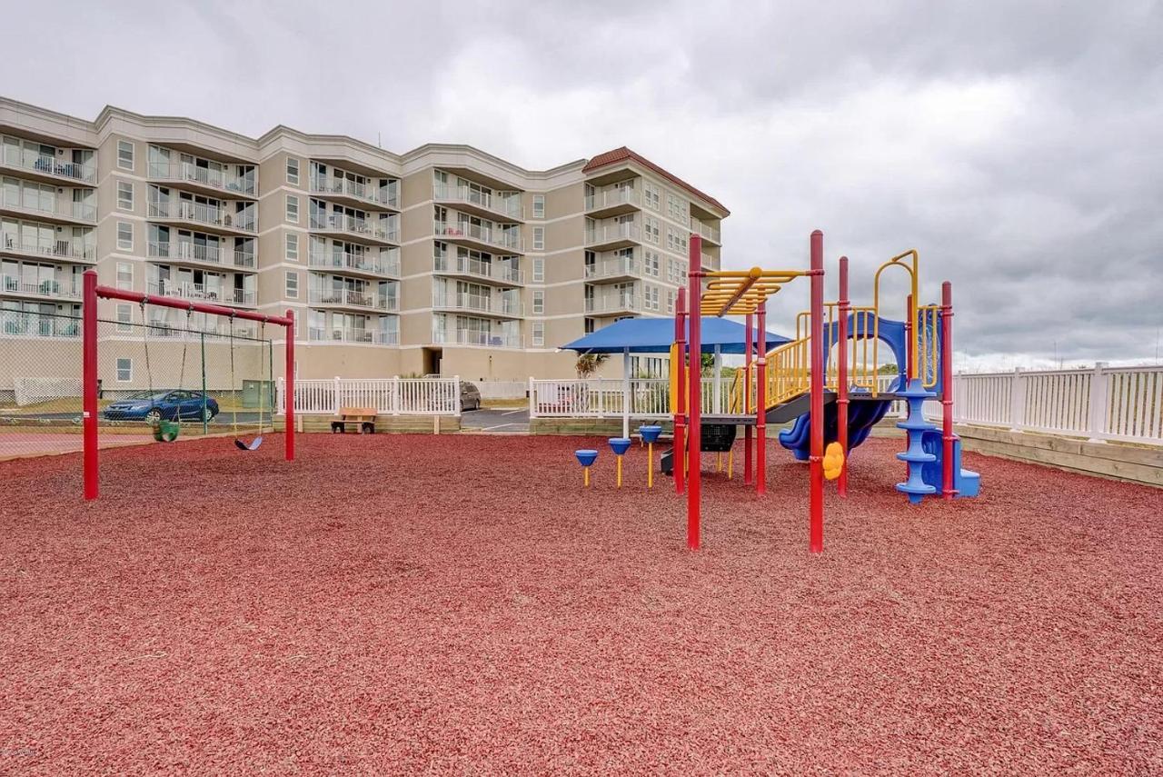 Oceanfront, 1BR, 2BA Condo, St. Regis #1214, Topsail, NC North Topsail Beach Eksteriør billede